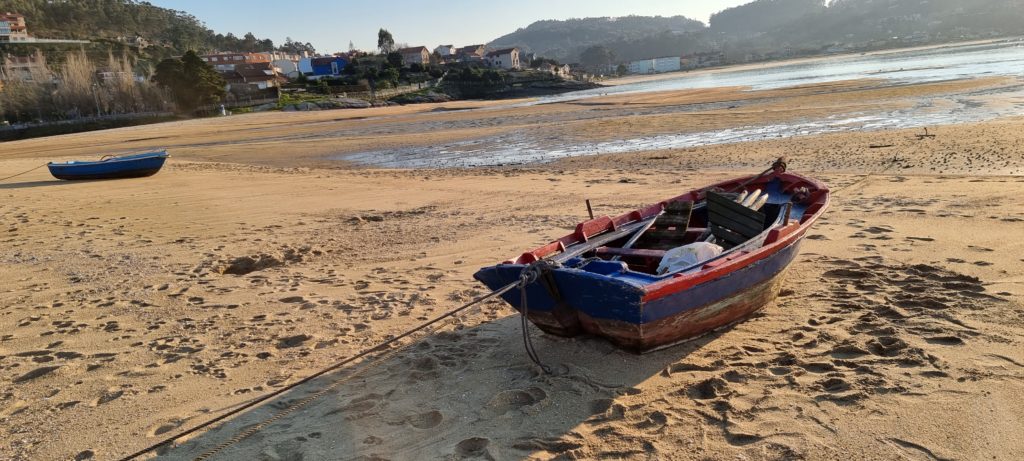 Barca en la playa